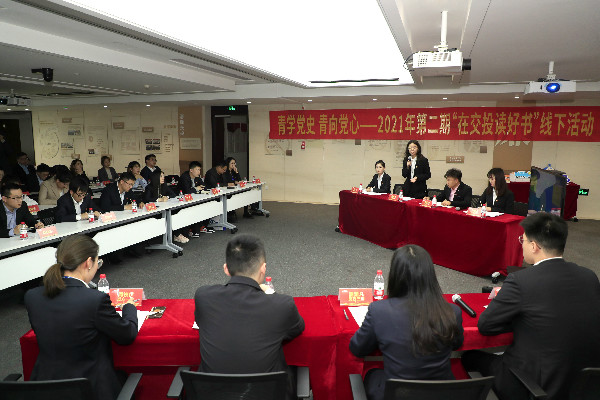 党史求据，以“辩”增信 | 这样的党史进建，让青年停不下来